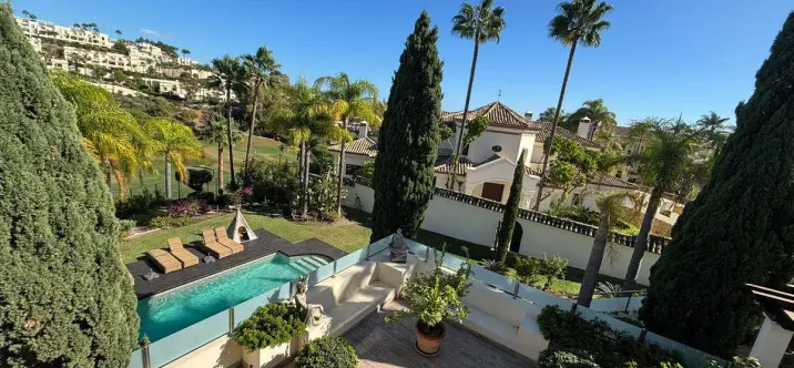 Long-term rent of detached villa in La Quinta 3