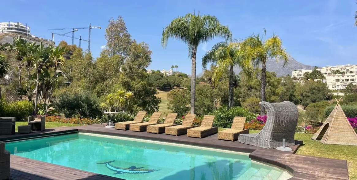 Долгосрочная аренда  отдельно стоящей виллы в La Quinta 21