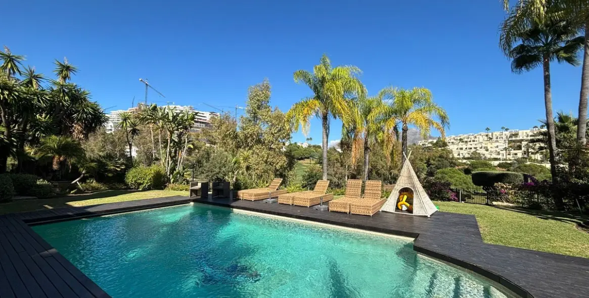 Долгосрочная аренда  отдельно стоящей виллы в La Quinta 26