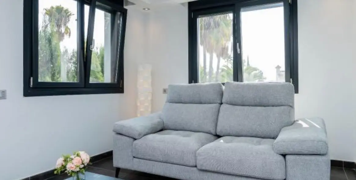 Long-term rent of detached villa in Nueva Andalucía 13