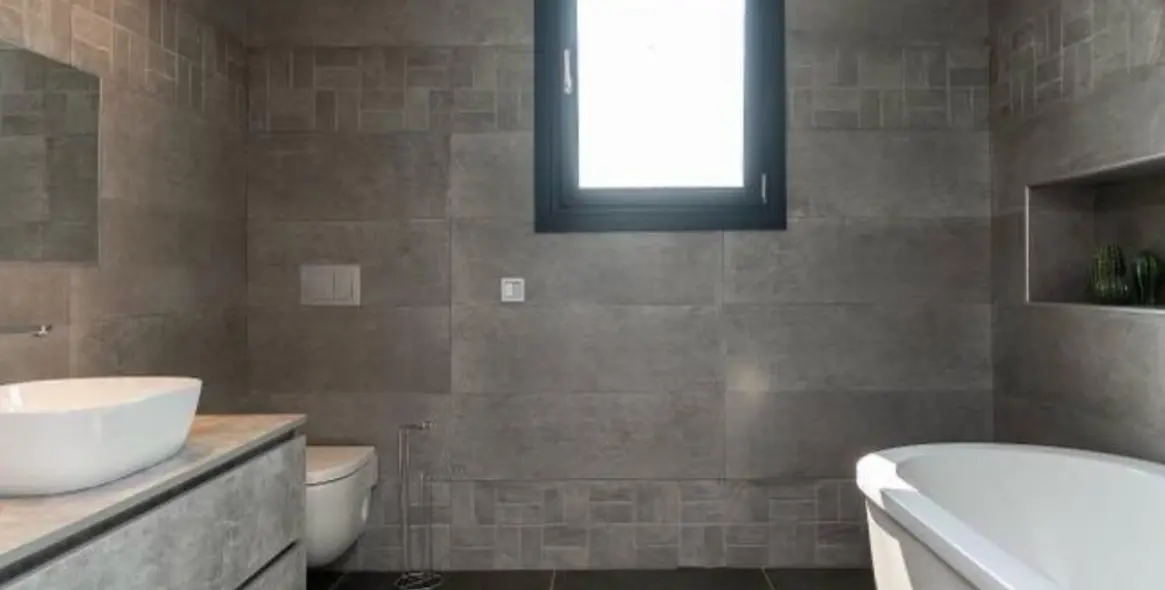 Long-term rent of detached villa in Nueva Andalucía 34