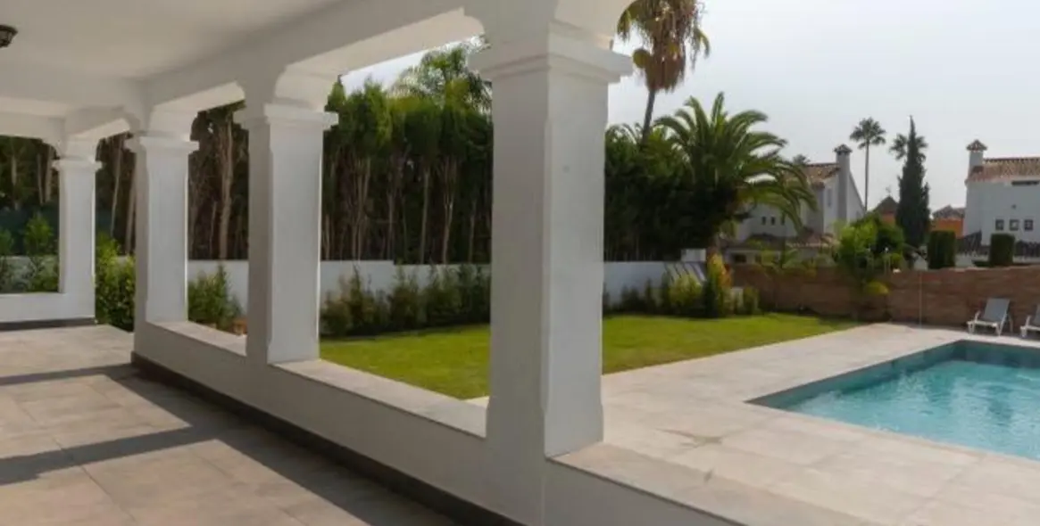 Long-term rent of detached villa in Nueva Andalucía 8
