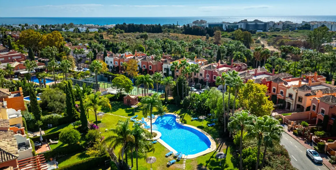 Alquiler a largo plazo de adosado en Nueva Andalucía 37