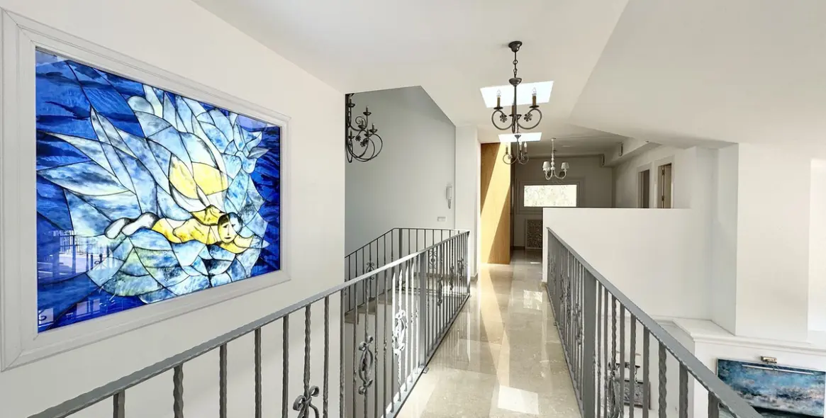 Long-term rent of detached villa in Elviria 13