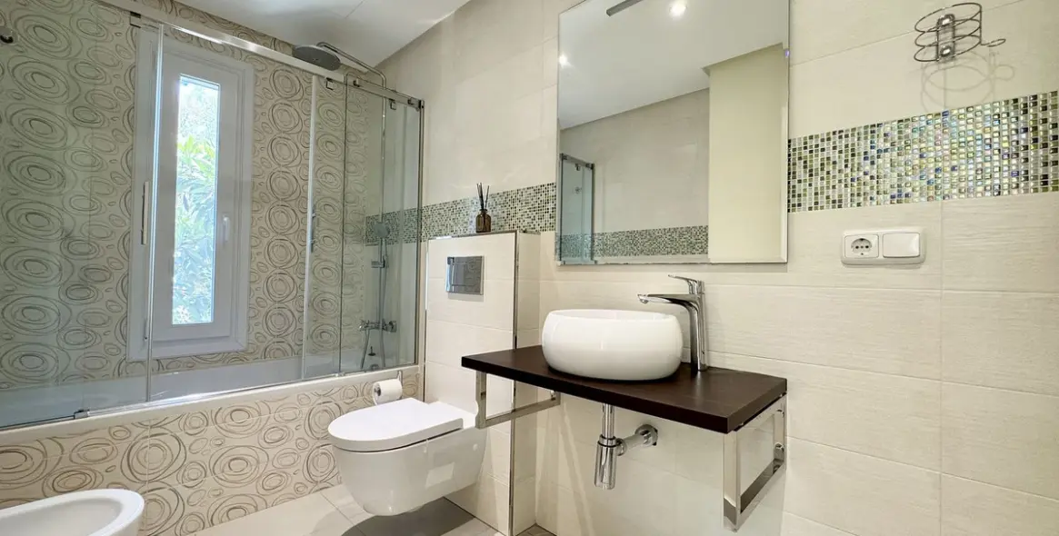 Long-term rent of detached villa in Elviria 20