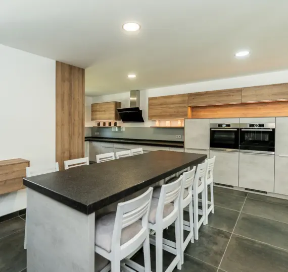 Long-term rent of detached villa in Nueva Andalucía