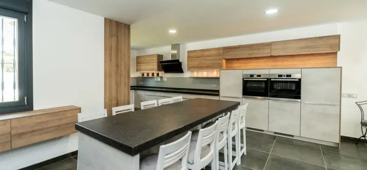 Long-term rent of detached villa in Nueva Andalucía 1