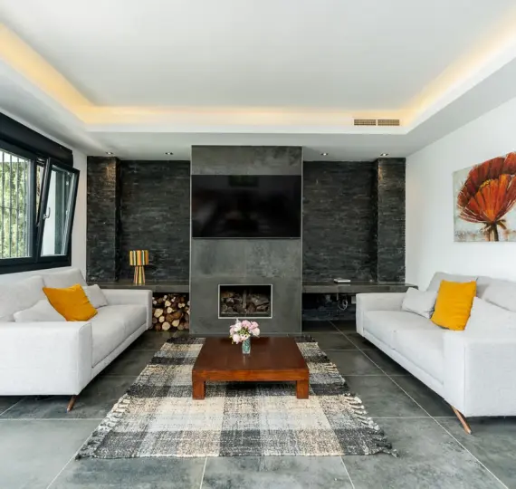 Long-term rent of detached villa in Nueva Andalucía