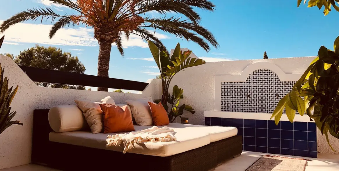 Long-term rent of detached villa in Nueva Andalucía 19