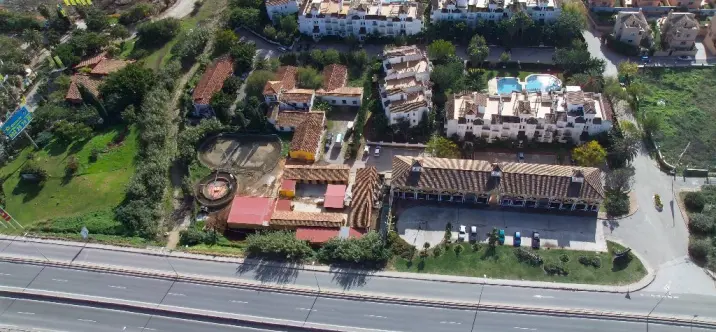 Long-term rent of business in Estepona 0