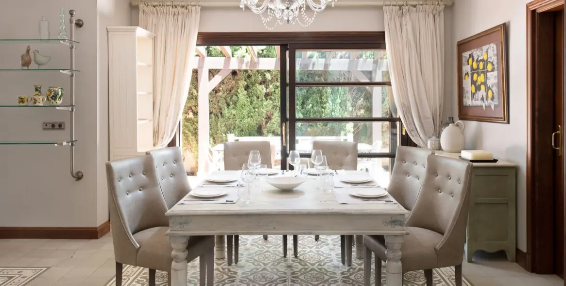 Long-term rent of detached villa in Marbella 10