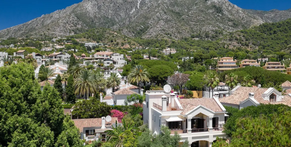 Long-term rent of detached villa in Marbella 11