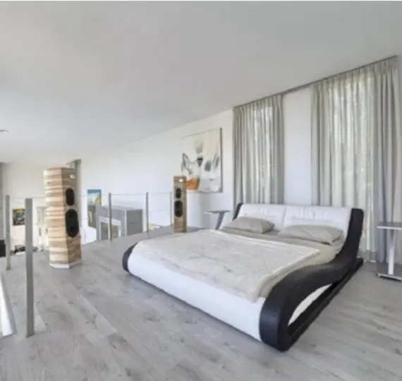 Long-term rent of detached villa in La Quinta