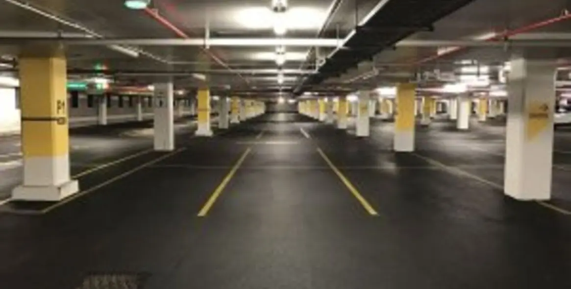 Long-term rent of parking space in Benalmadena 1