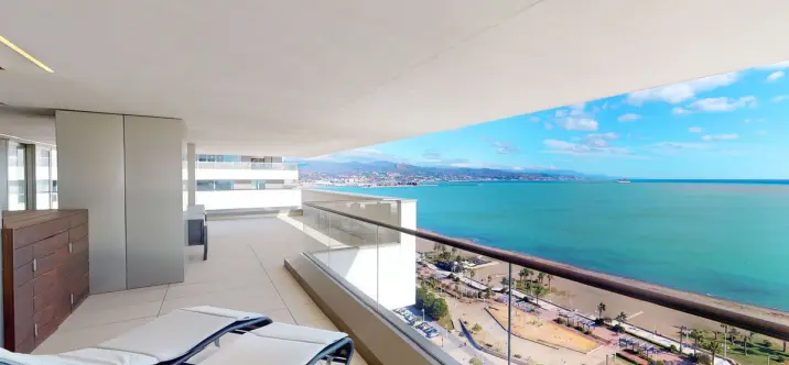 Long-term rent of penthouse in Málaga 1