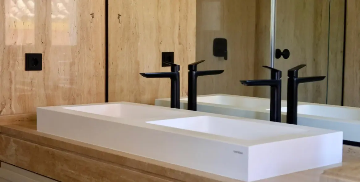 Long-term rent of detached villa in The Golden Mile 24