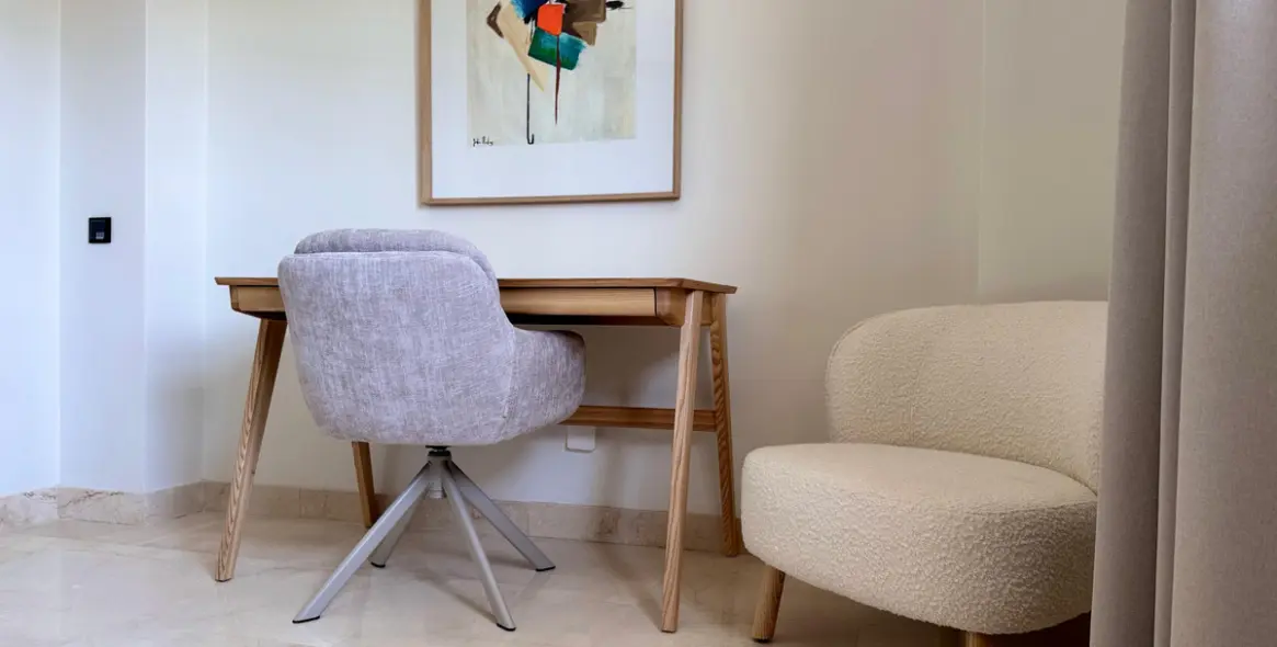 Long-term rent of detached villa in The Golden Mile 25