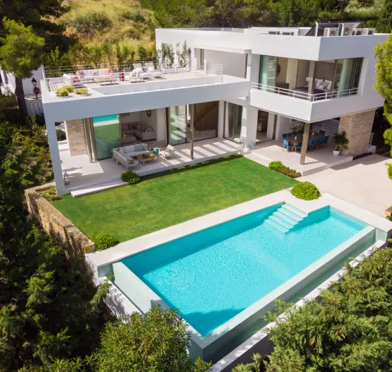 Long-term rent of detached villa in Aloha