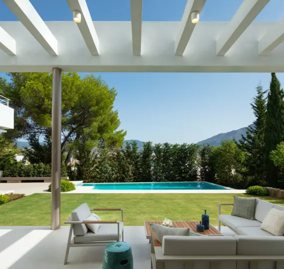 Long-term rent of detached villa in Aloha