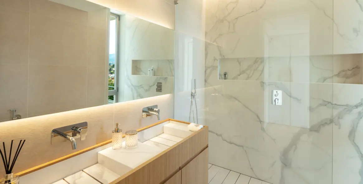 Long-term rent of detached villa in Aloha 17