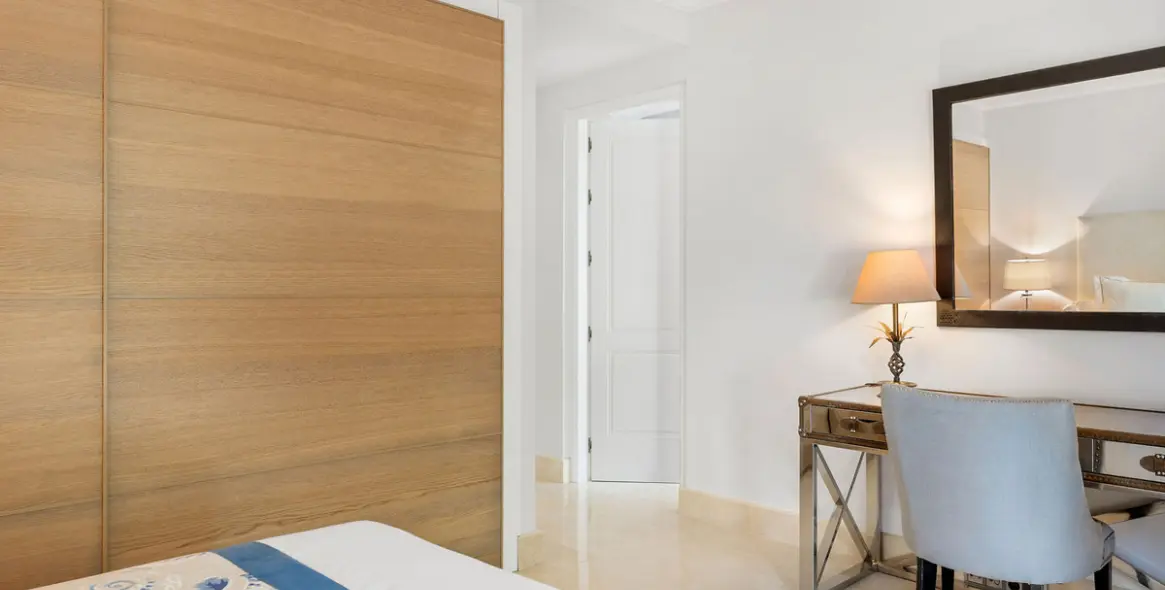 Long-term rent of detached villa in The Golden Mile 5