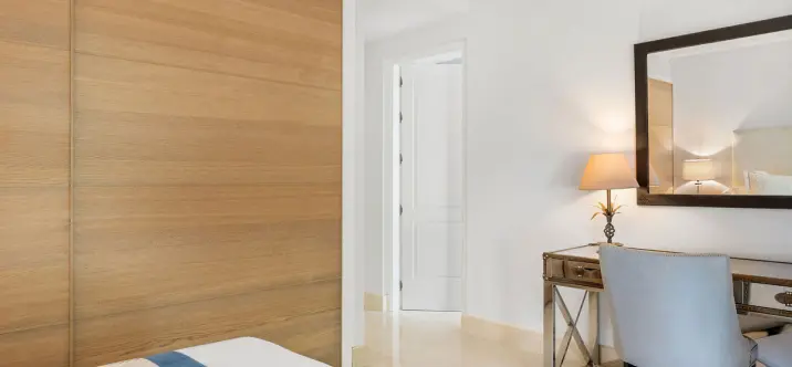 Long-term rent of detached villa in The Golden Mile 4