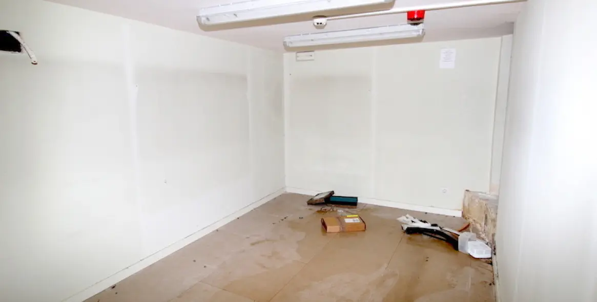 Long-term rent of shop in Puerto Banús 4