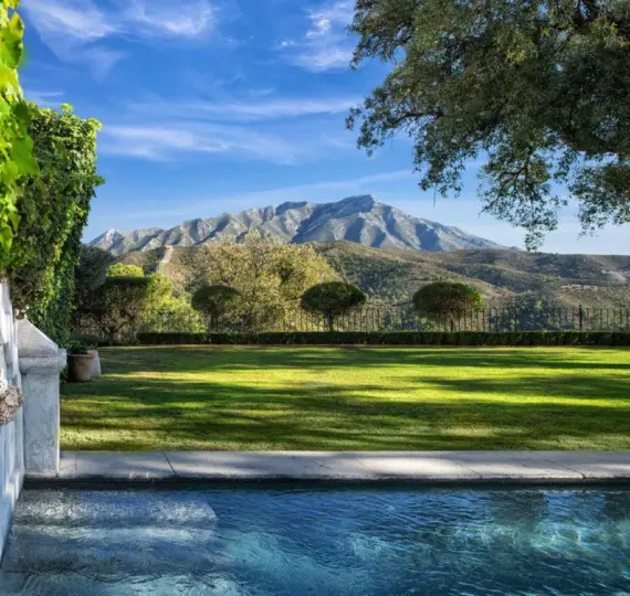 Long-term rent of detached villa in El Madroñal