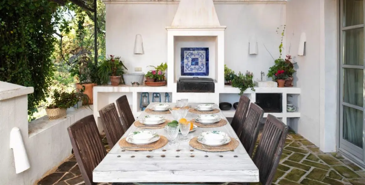 Long-term rent of detached villa in El Madroñal 8