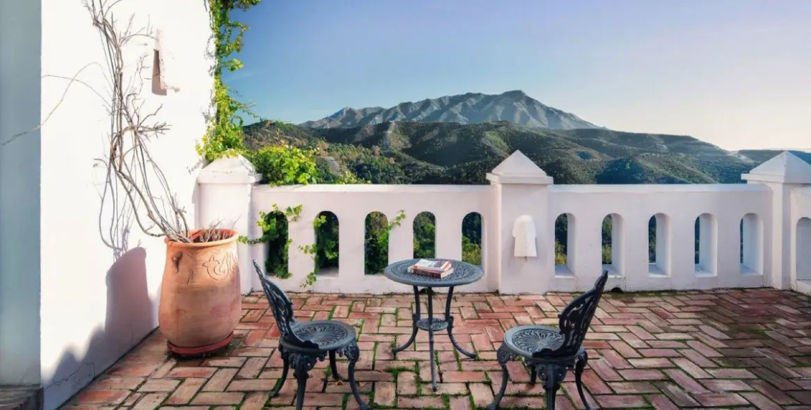 Long-term rent of detached villa in El Madroñal 14