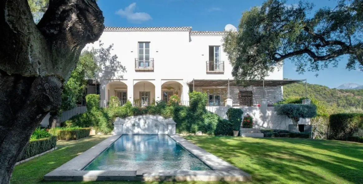 Долгосрочная аренда  отдельно стоящей виллы в El Madroñal 1