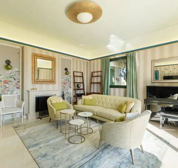 Long-term rent of detached villa in Estepona