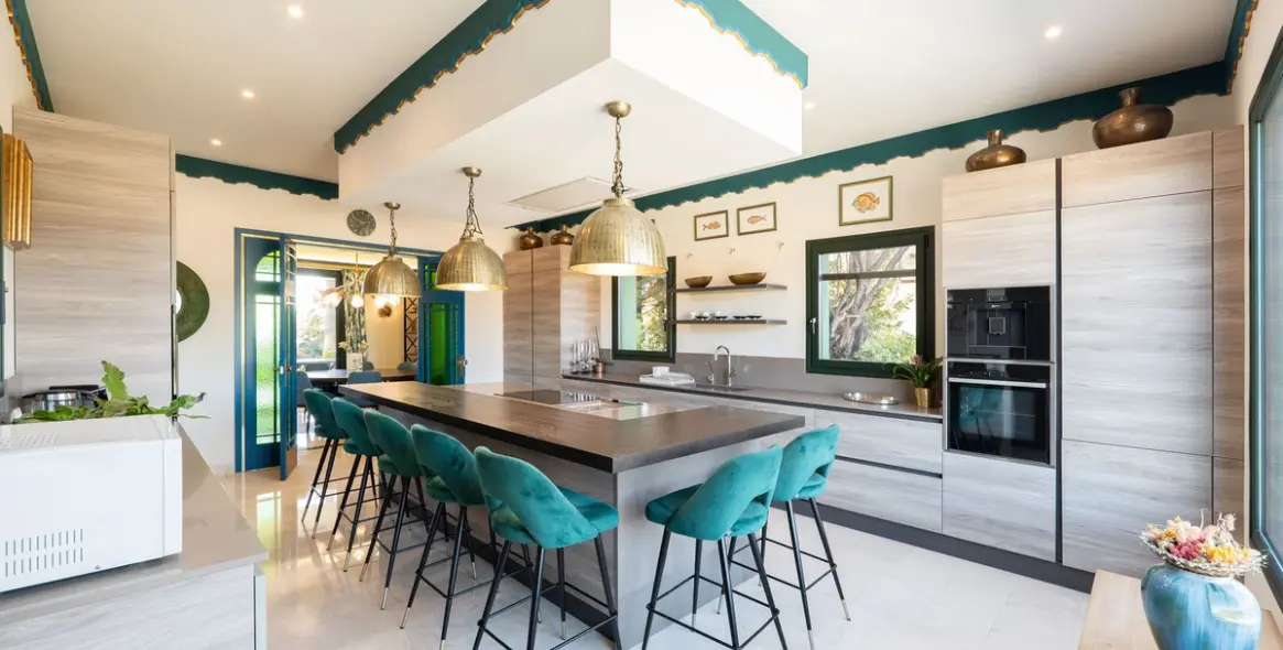 Long-term rent of detached villa in Estepona 12