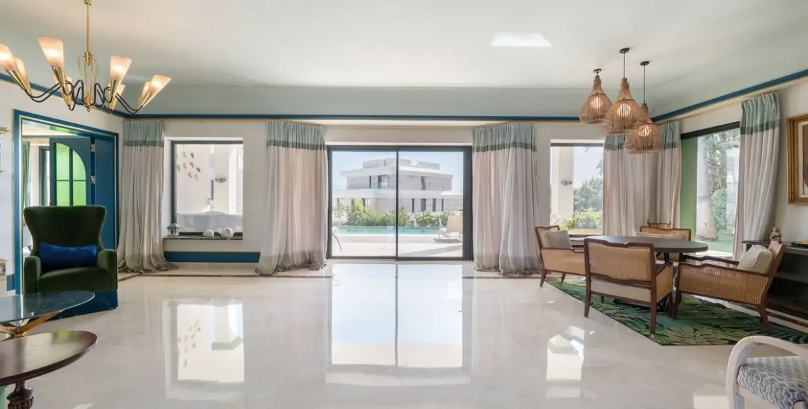 Долгосрочная аренда  отдельно стоящей виллы в Estepona 2