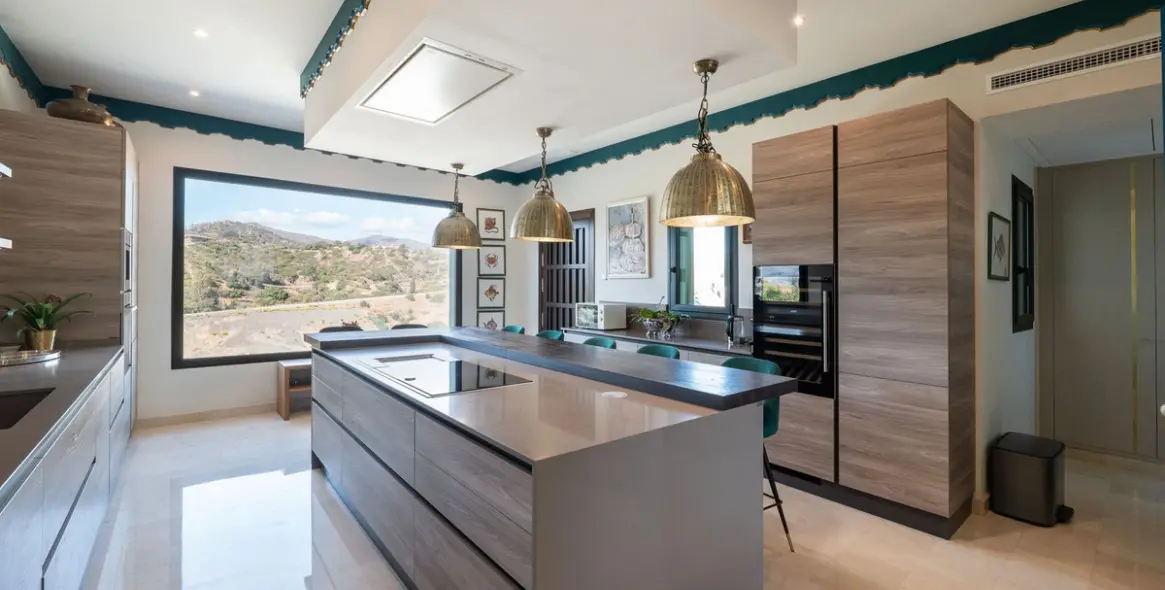 Долгосрочная аренда  отдельно стоящей виллы в Estepona 10