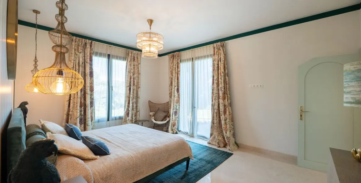 Long-term rent of detached villa in Selwo 28