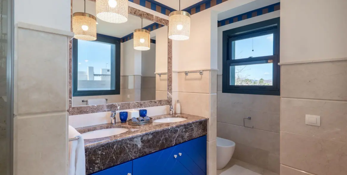 Long-term rent of detached villa in Selwo 34