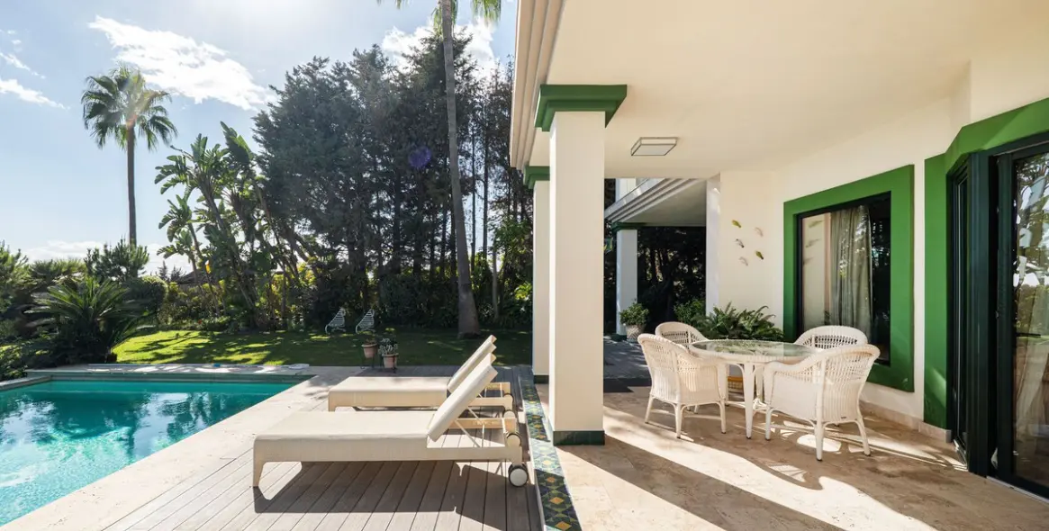 Long-term rent of detached villa in Selwo 53