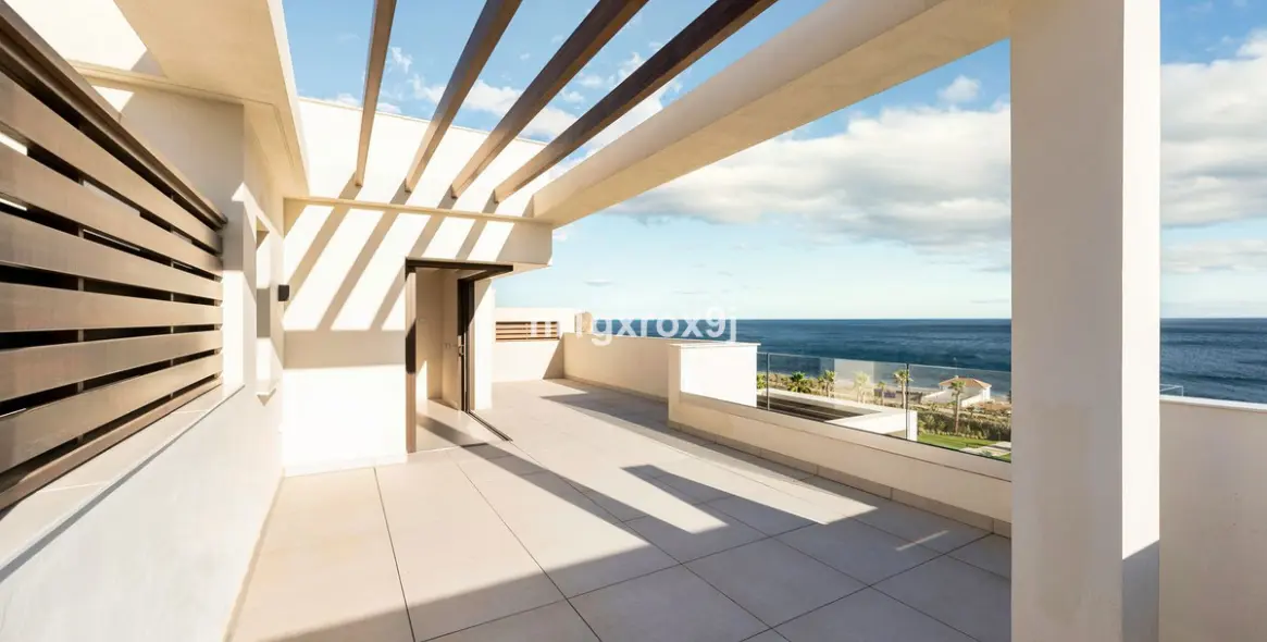 Долгосрочная аренда двухуровневого пентхауса в Estepona 22