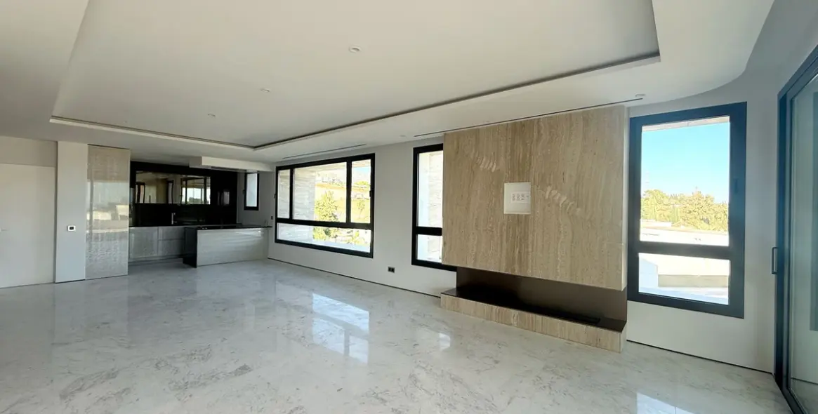 Long-term rent of penthouse duplex in Marbella (district The Golden Mile) 1