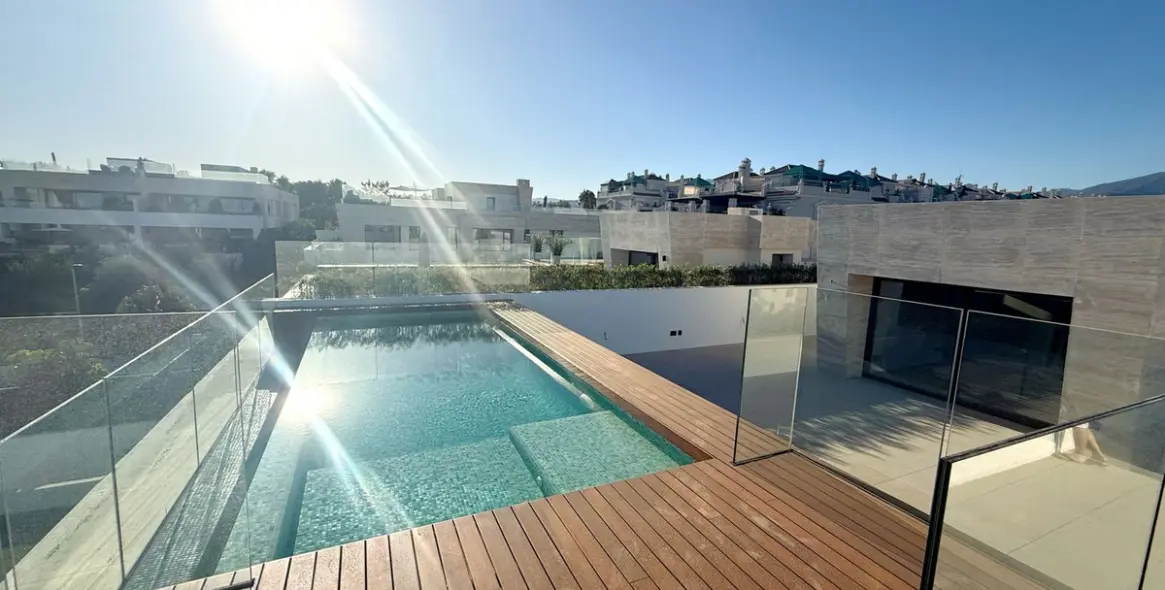 Long-term rent of penthouse duplex in Marbella (district The Golden Mile) 9