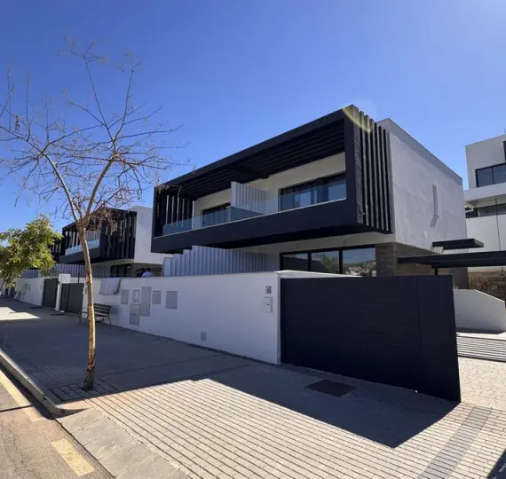 Long-term rent of semi-detached house in Atalaya