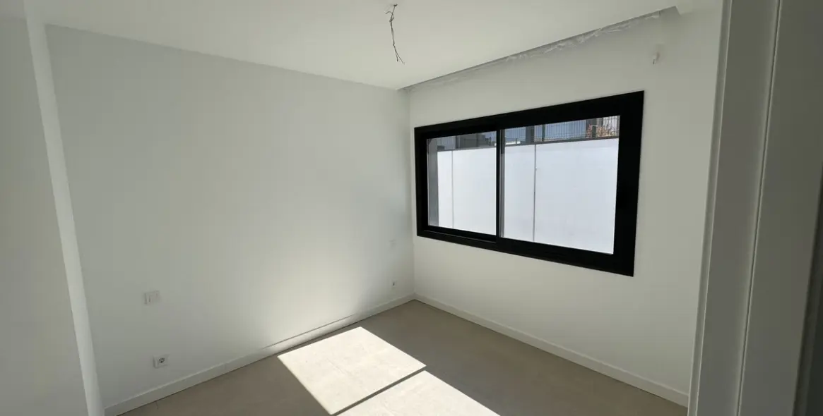 Long-term rent of semi-detached house in Atalaya 8