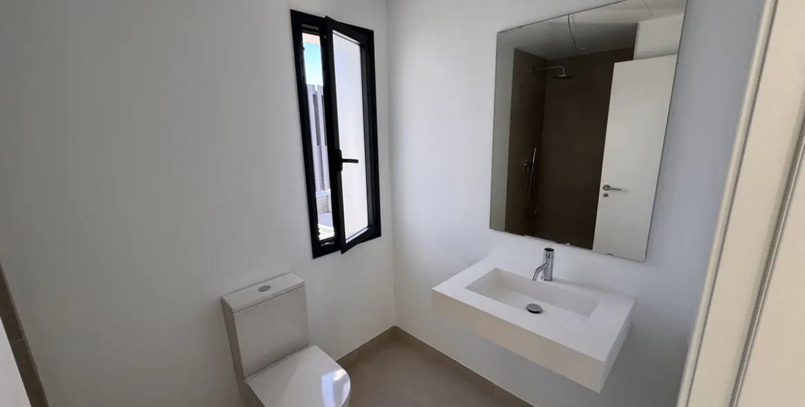 Long-term rent of semi-detached house in Atalaya 9