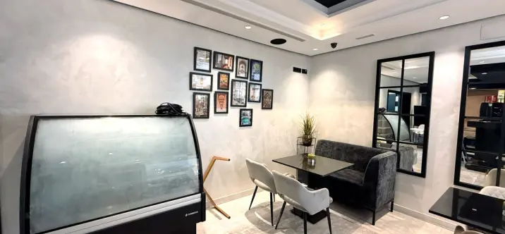 Long-term rent of commercial premises in Puerto Banús 2