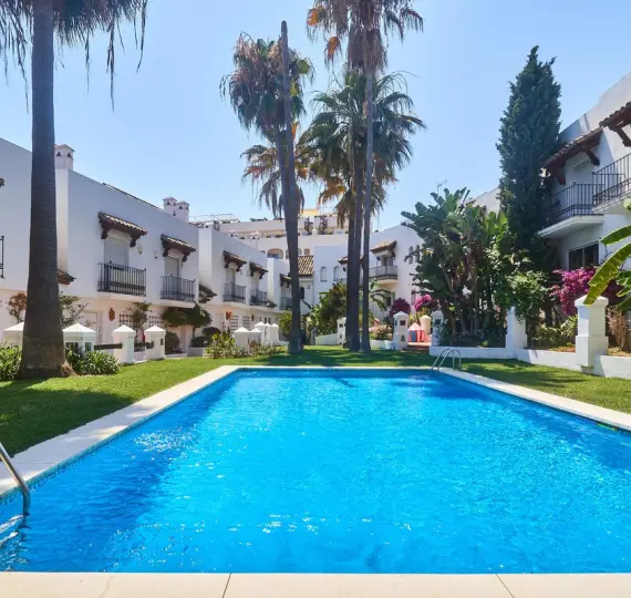 Long-term rent of townhouse in Marbella
