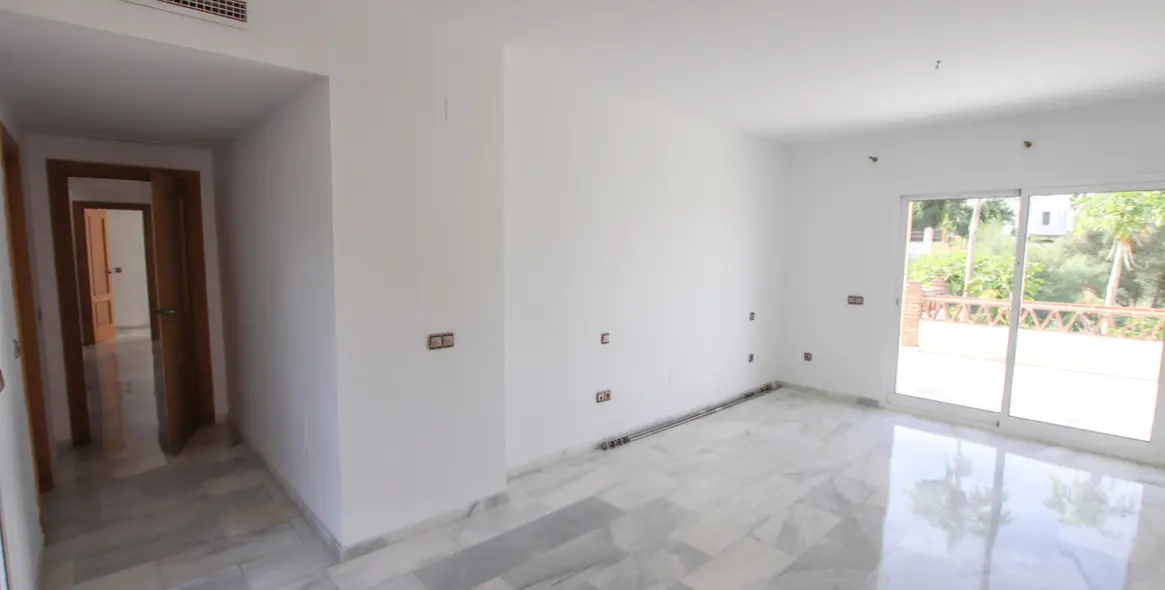 Long-term rent of detached villa in El Rosario 8