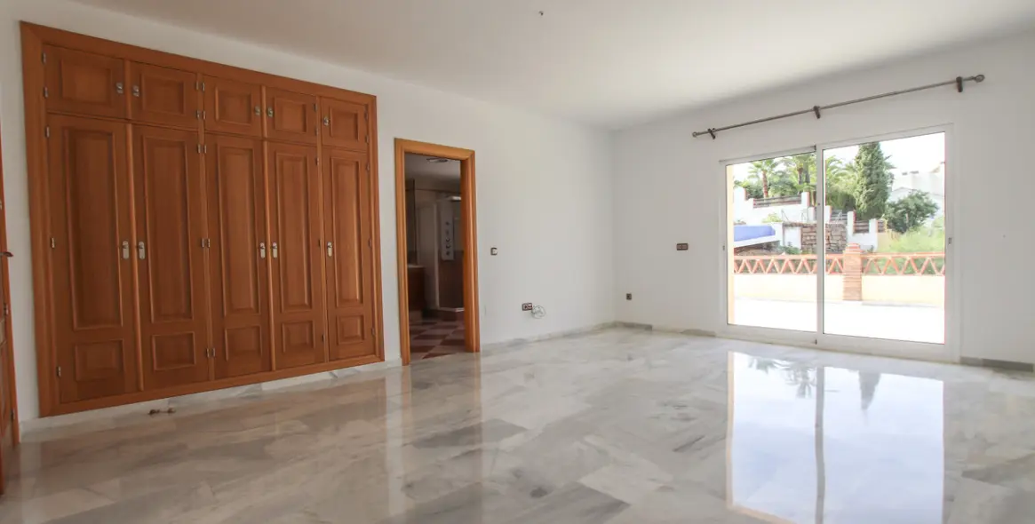 Long-term rent of detached villa in El Rosario 9