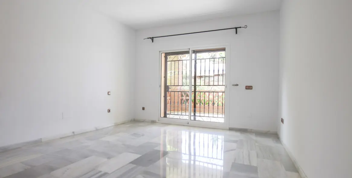 Long-term rent of detached villa in El Rosario 14