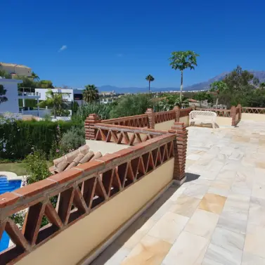 Долгосрочная аренда  отдельно стоящей виллы в El Rosario